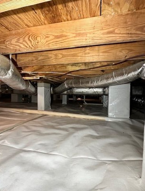 Crawl space after encapsulation
